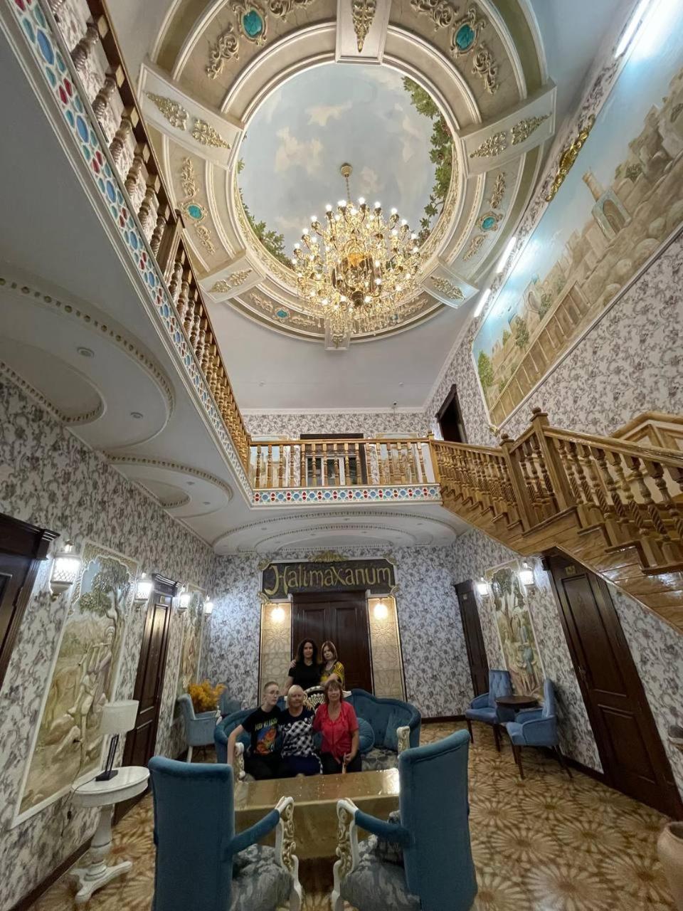 Отель Jumadaler Castle 4 Minute To Bukhara Old Town Экстерьер фото