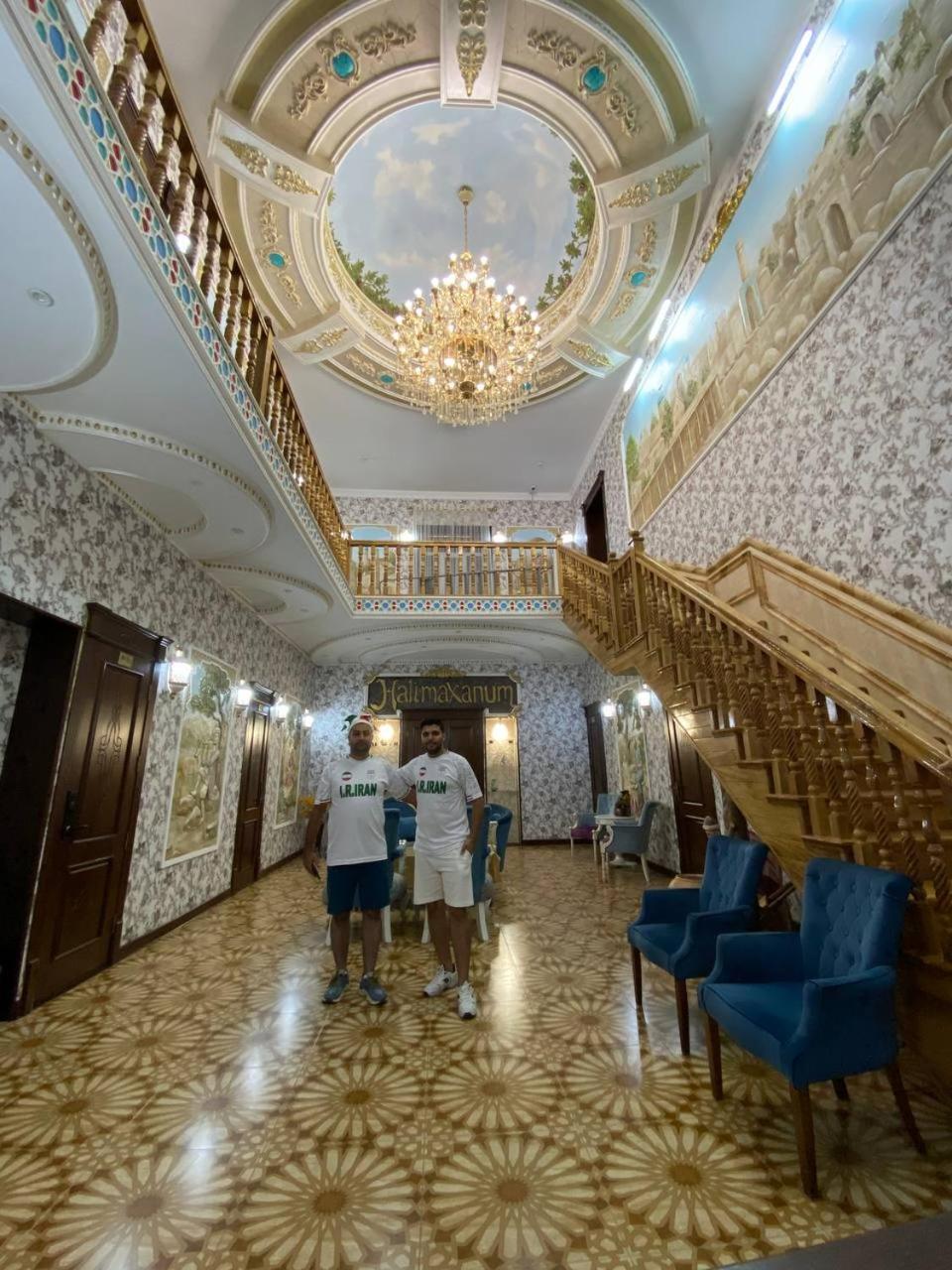 Отель Jumadaler Castle 4 Minute To Bukhara Old Town Экстерьер фото